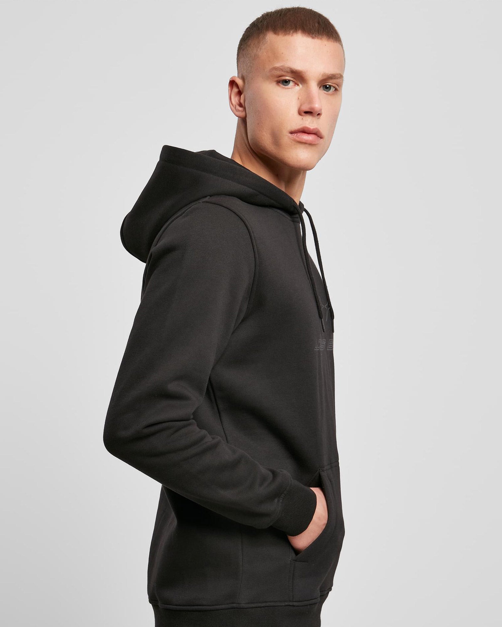 TRAINING HOODIE